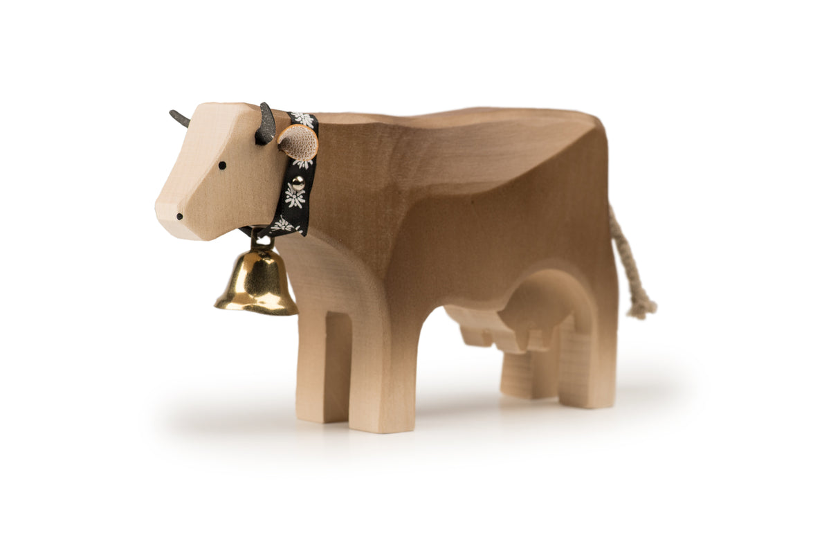 Trauffer Kuh stehend